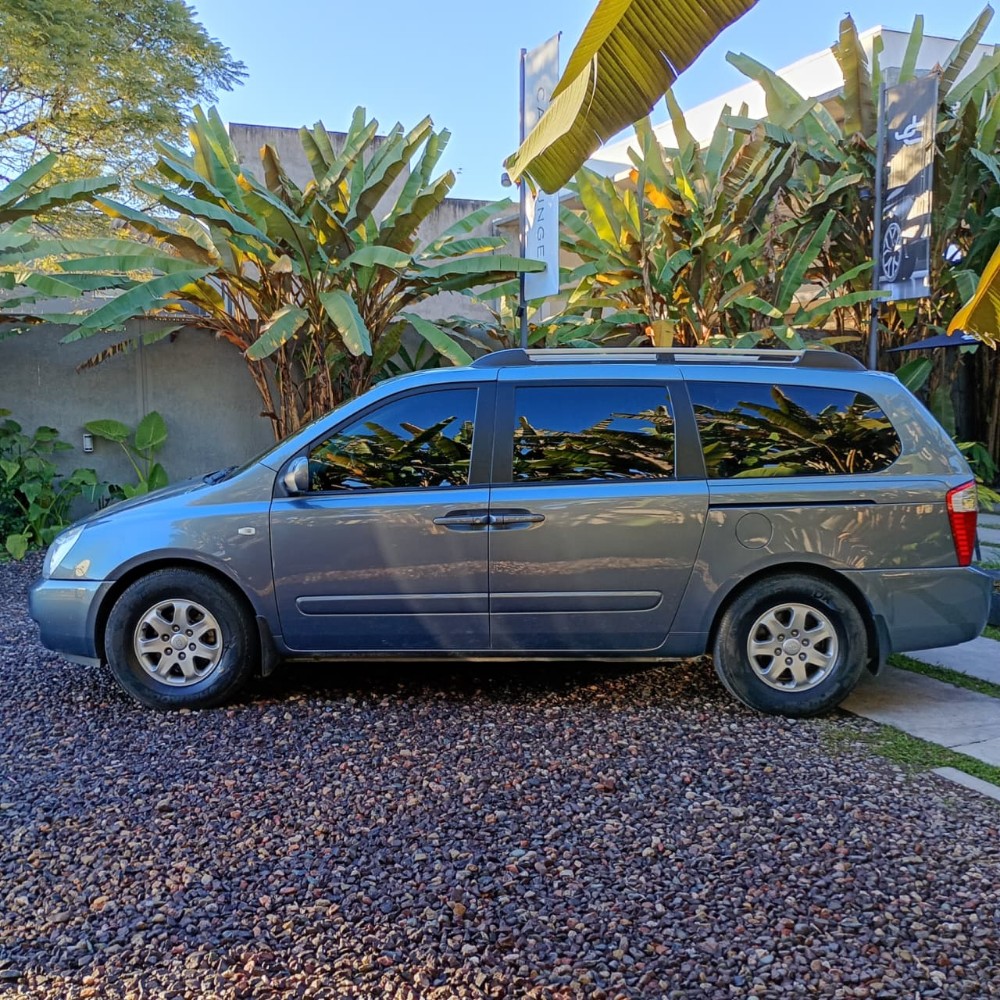 Kia CARNIVAL  EX V6 — foto 2